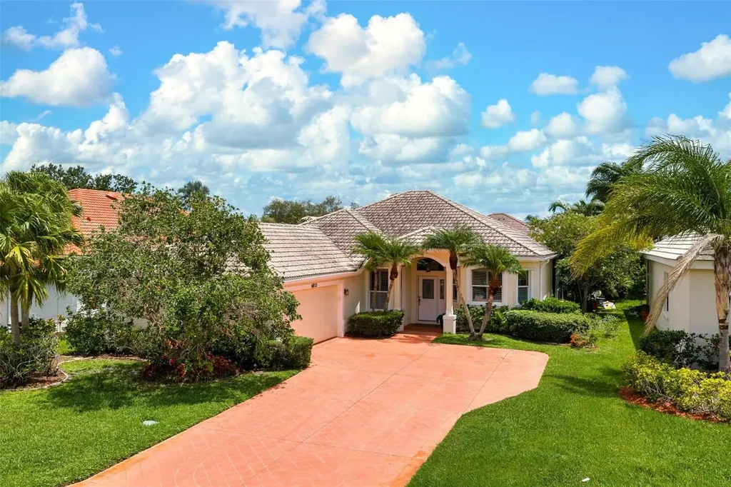6852 Sagebrush Circle Sarasota FL 34243