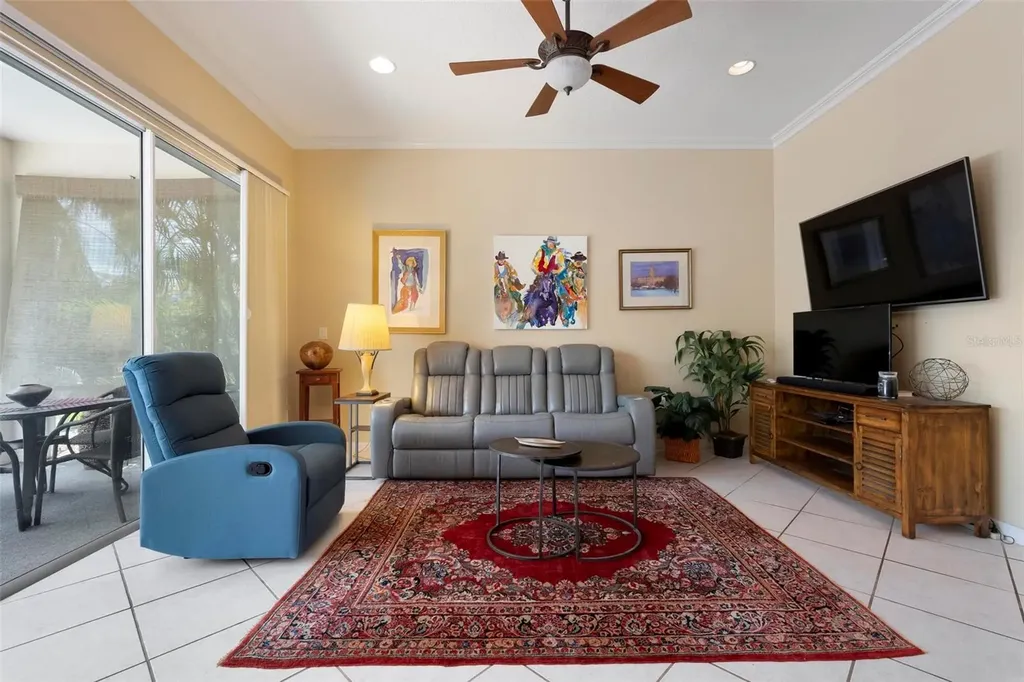 6852 Sagebrush Circle Sarasota FL 34243