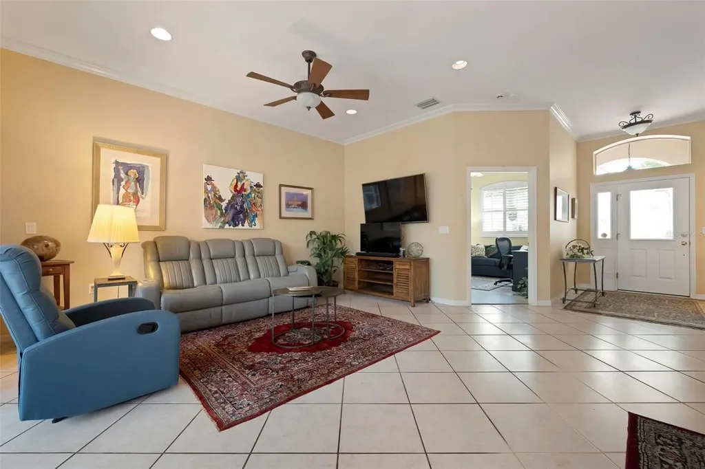 6852 Sagebrush Circle Sarasota FL 34243