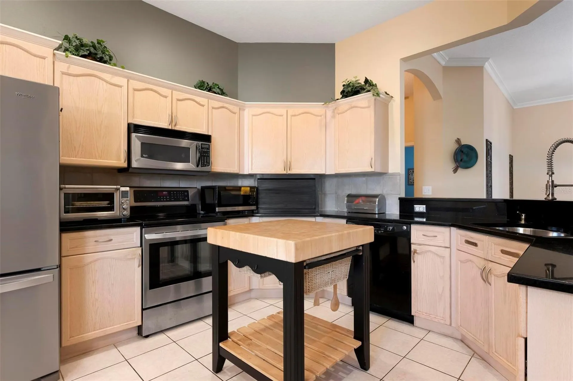 6852 Sagebrush Circle Sarasota FL 34243