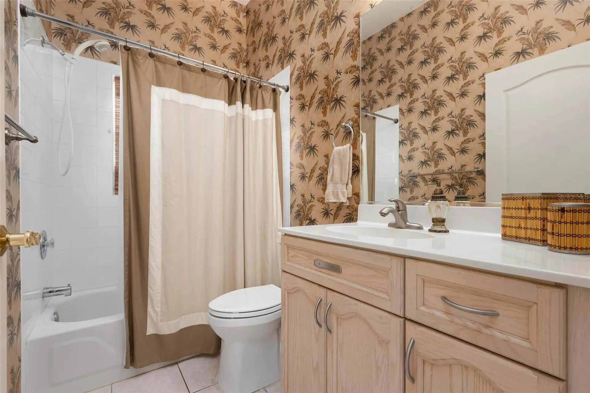 6852 Sagebrush Circle Sarasota FL 34243
