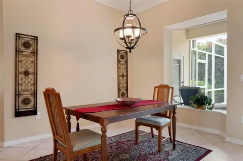 6852 Sagebrush Circle Sarasota FL 34243