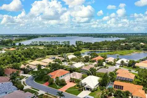 6852 Sagebrush Circle Sarasota FL 34243