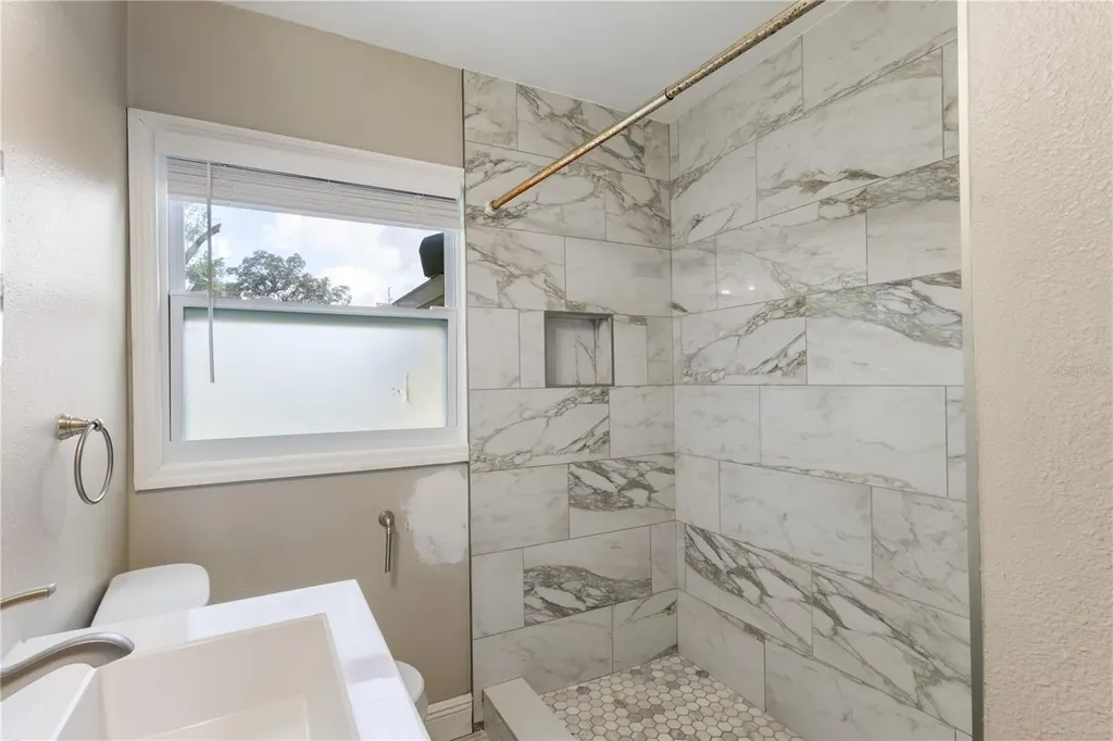320 E Althea Avenue Tampa FL 33612