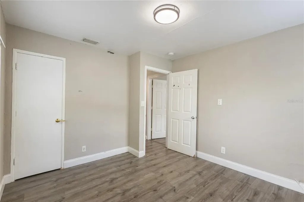320 E Althea Avenue Tampa FL 33612