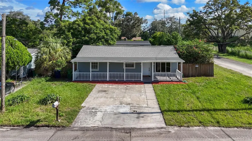 320 E Althea Avenue Tampa FL 33612