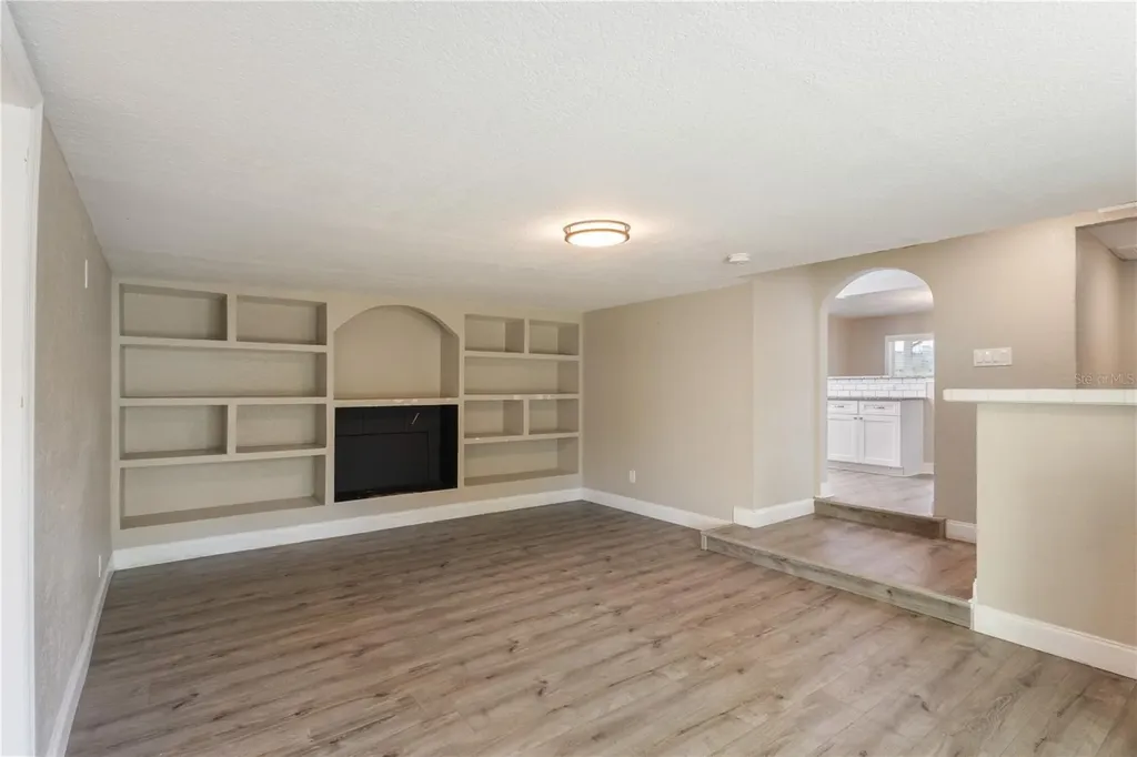 320 E Althea Avenue Tampa FL 33612