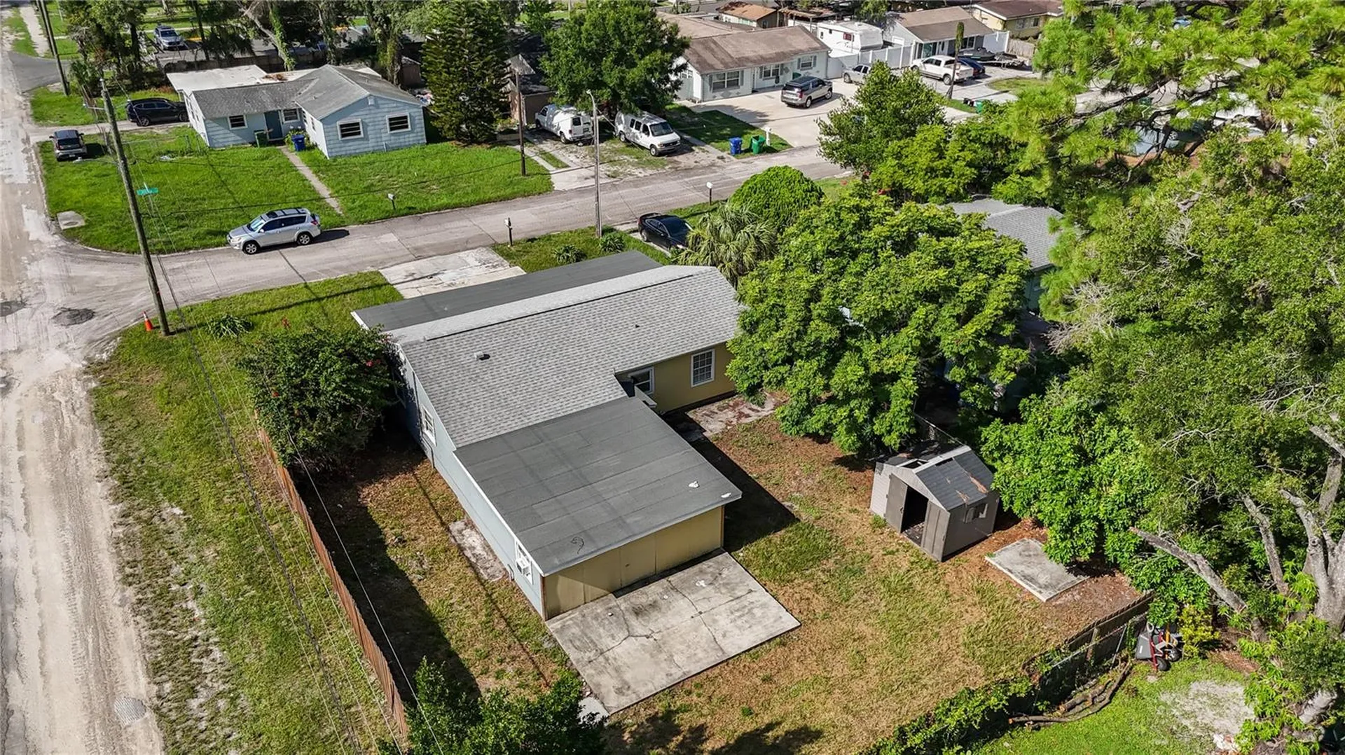 320 E Althea Avenue Tampa FL 33612