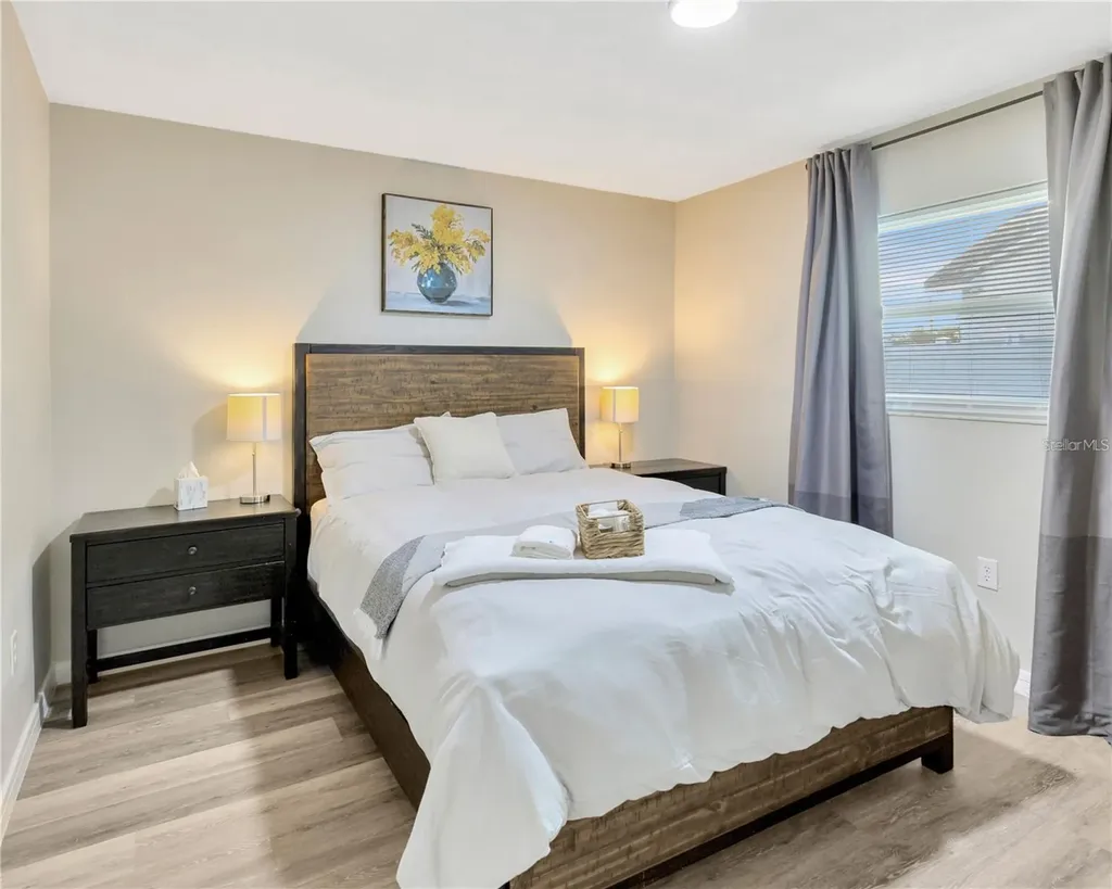 1414 Gulf Road Tarpon Springs FL 34689
