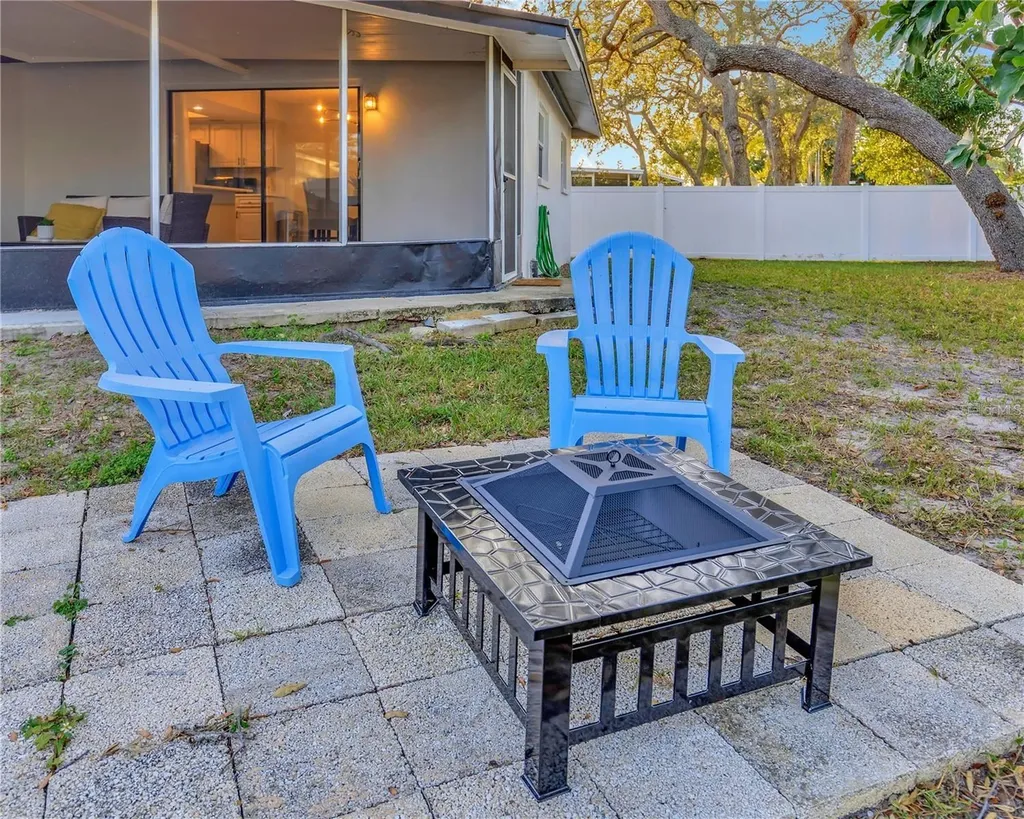 1414 Gulf Road Tarpon Springs FL 34689