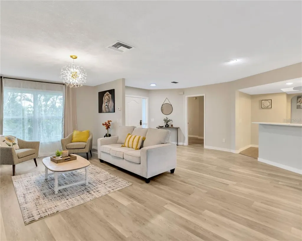 1414 Gulf Road Tarpon Springs FL 34689