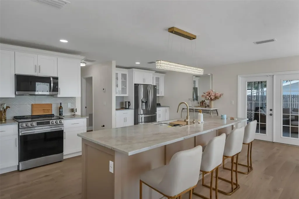 606 N Shore Drive Leesburg FL 34748