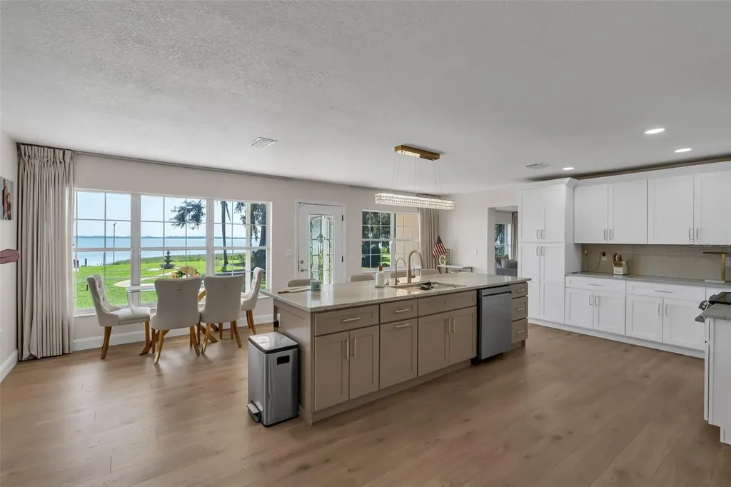 606 N Shore Drive Leesburg FL 34748