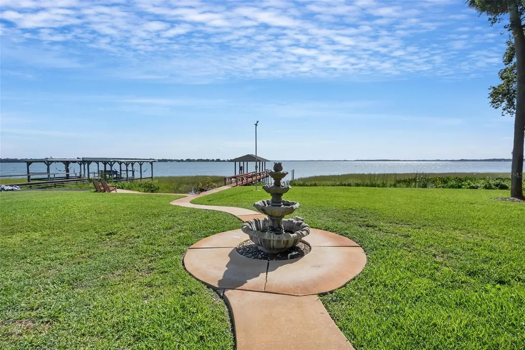 606 N Shore Drive Leesburg FL 34748