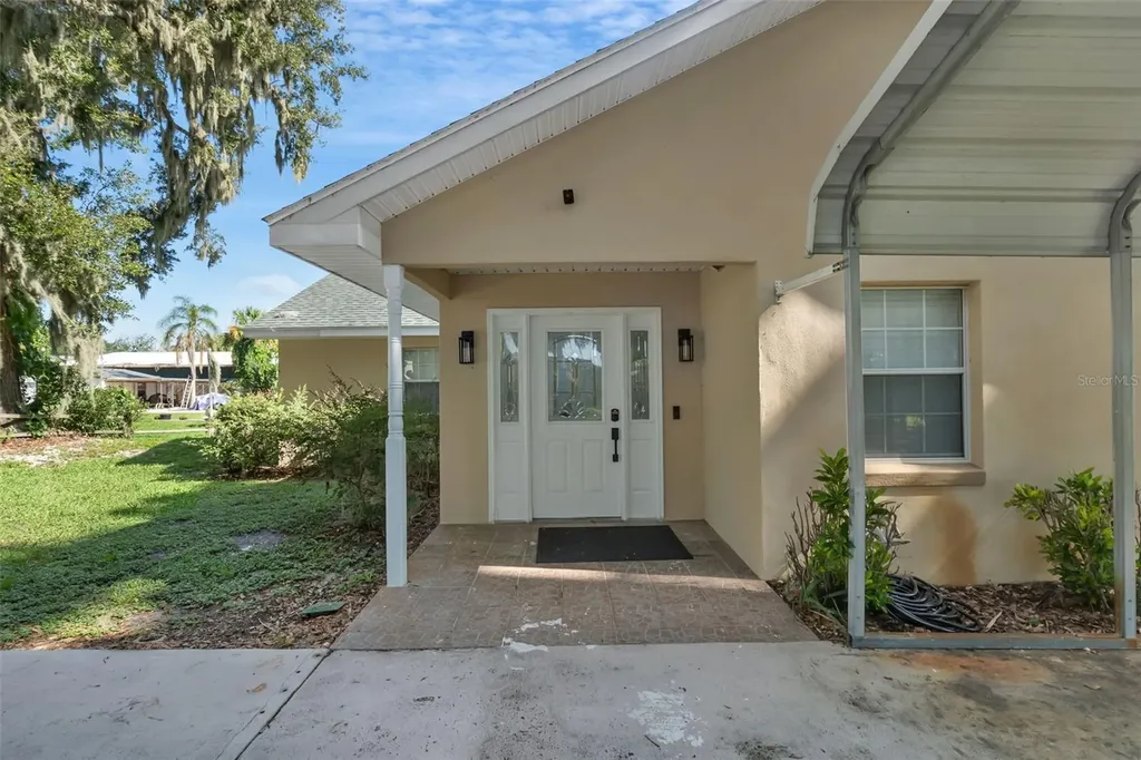 606 N Shore Drive Leesburg FL 34748