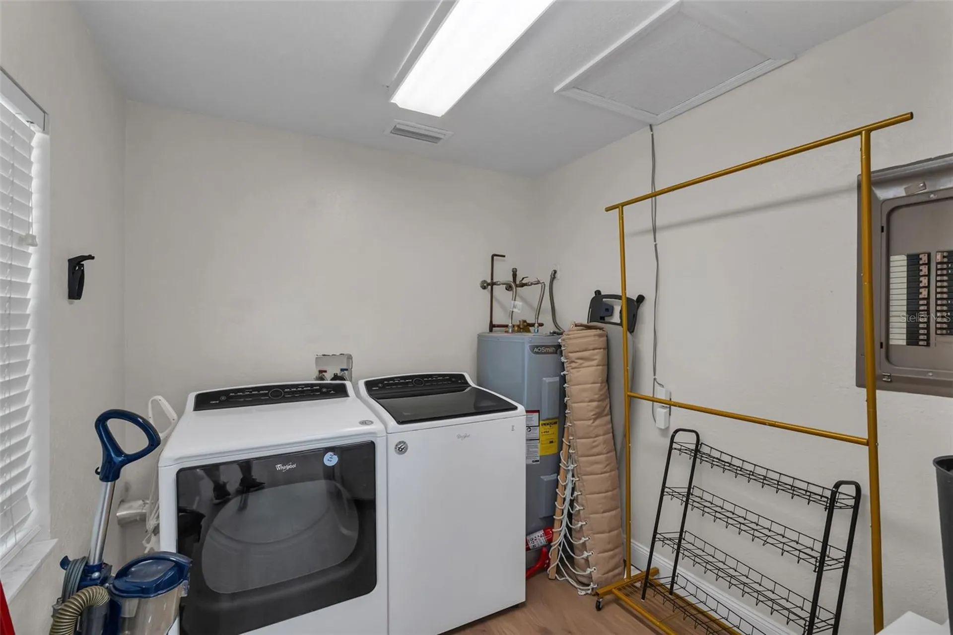 606 N Shore Drive Leesburg FL 34748