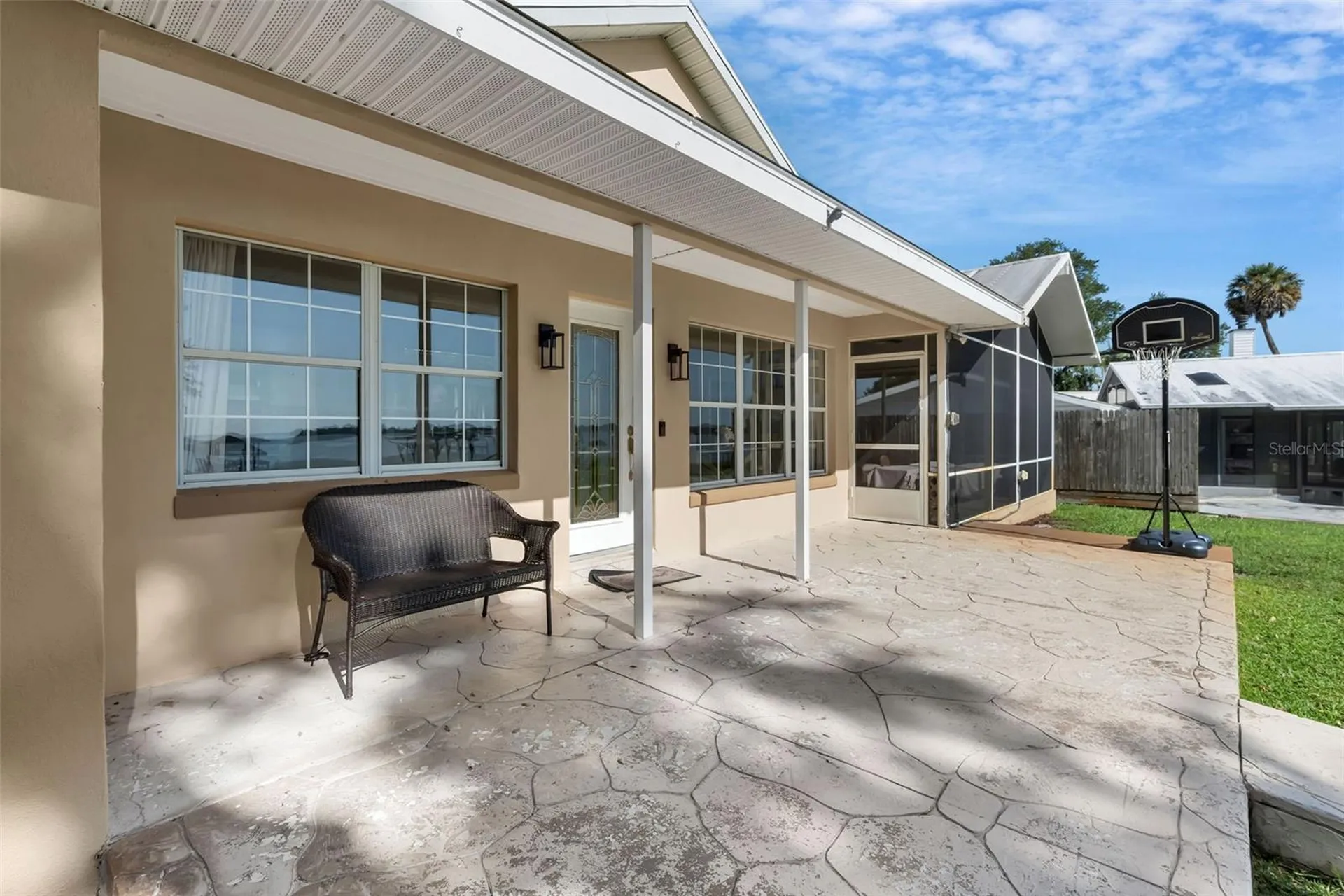 606 N Shore Drive Leesburg FL 34748