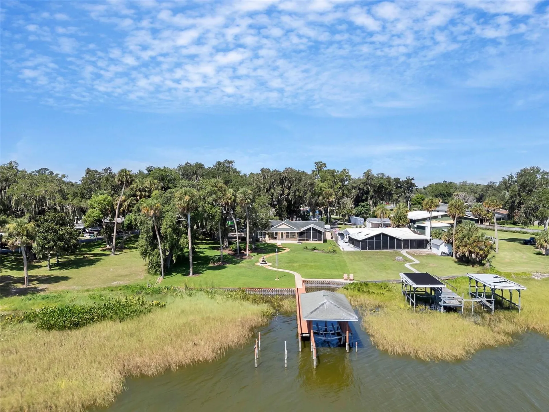 606 N Shore Drive Leesburg FL 34748