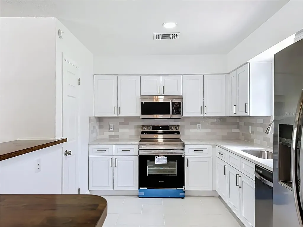 514 W Hilda Drive Brandon FL 33510