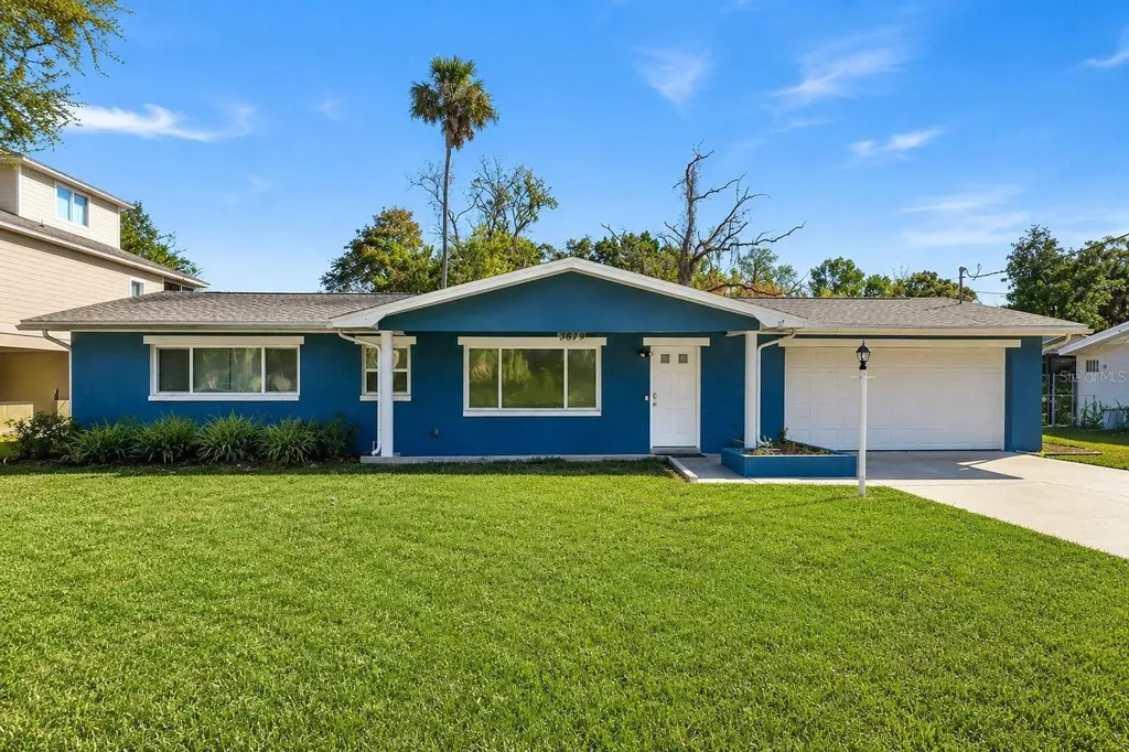 3619 N Suwannee Point Crystal River FL 34428