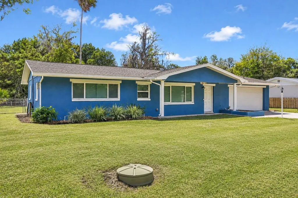 3619 N Suwannee Point Crystal River FL 34428