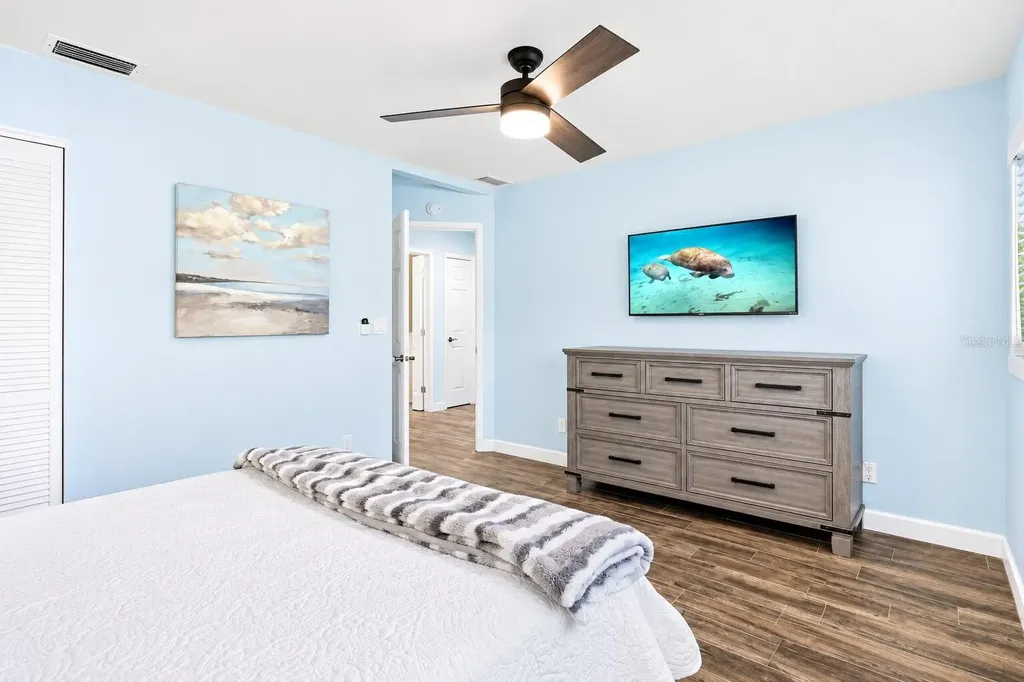 3619 N Suwannee Point Crystal River FL 34428