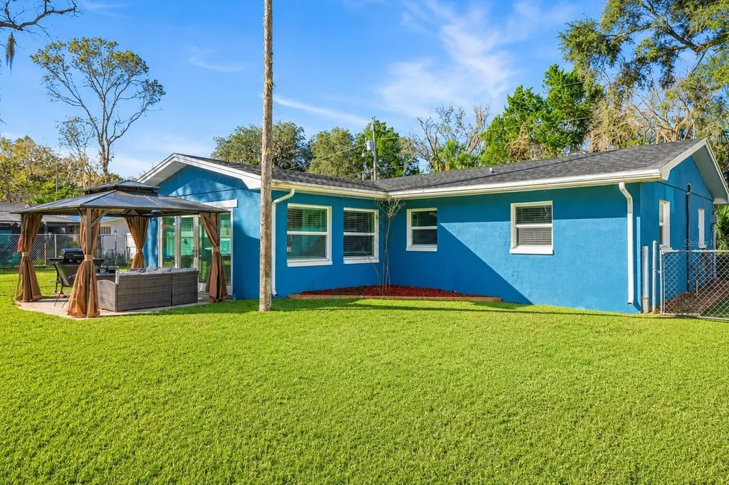 3619 N Suwannee Point Crystal River FL 34428