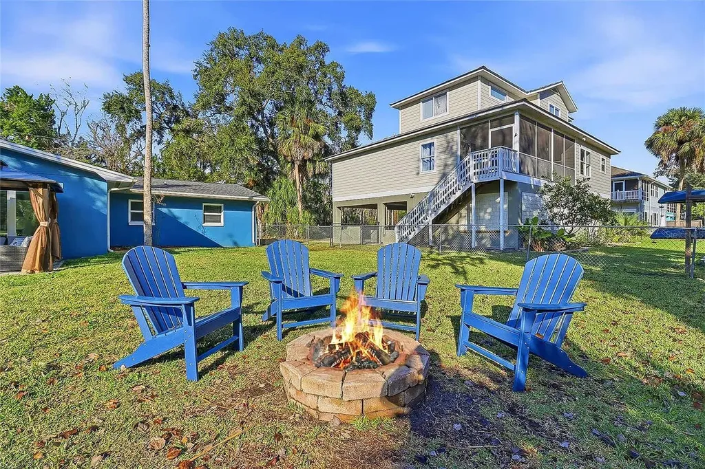 3619 N Suwannee Point Crystal River FL 34428