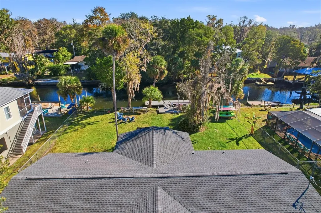 3619 N Suwannee Point Crystal River FL 34428