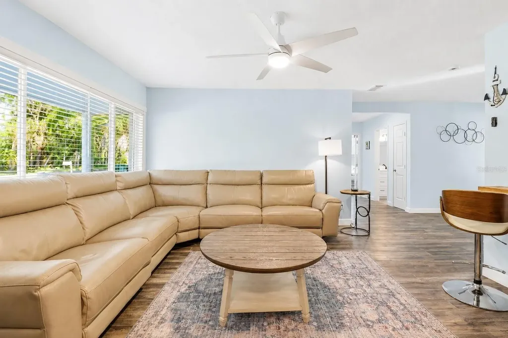 3619 N Suwannee Point Crystal River FL 34428