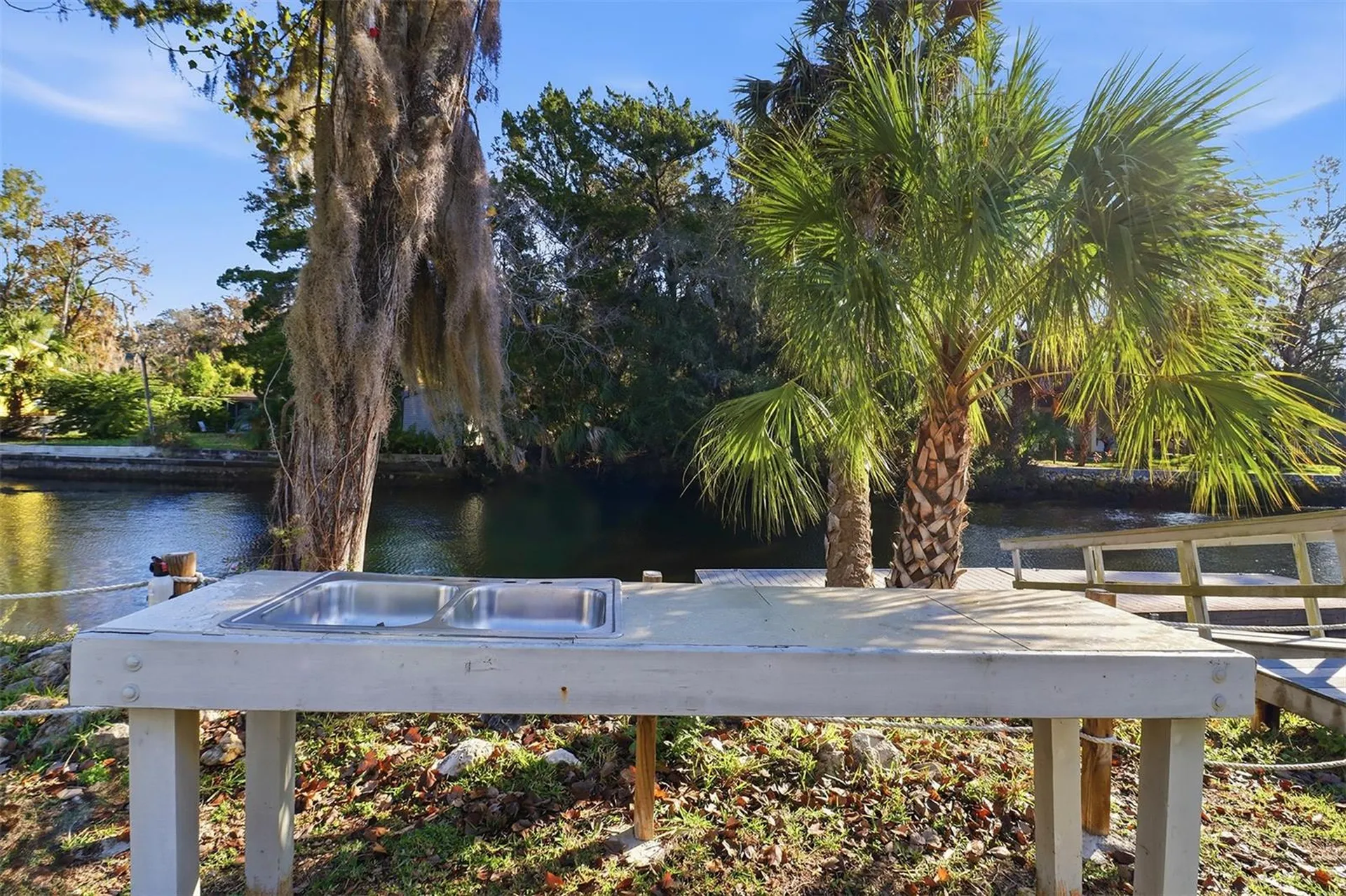 3619 N Suwannee Point Crystal River FL 34428