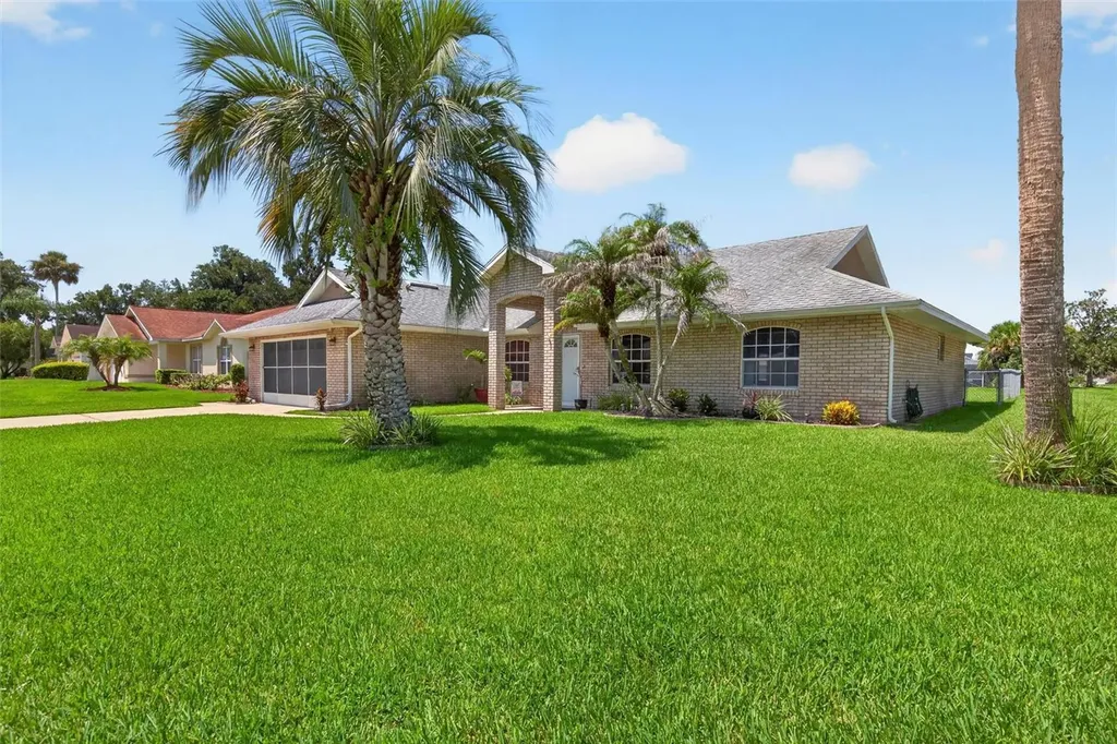 31 Old Sunbeam Drive South Daytona FL 32119