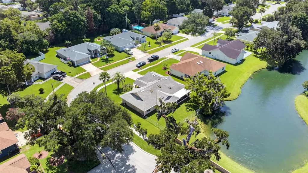 31 Old Sunbeam Drive South Daytona FL 32119