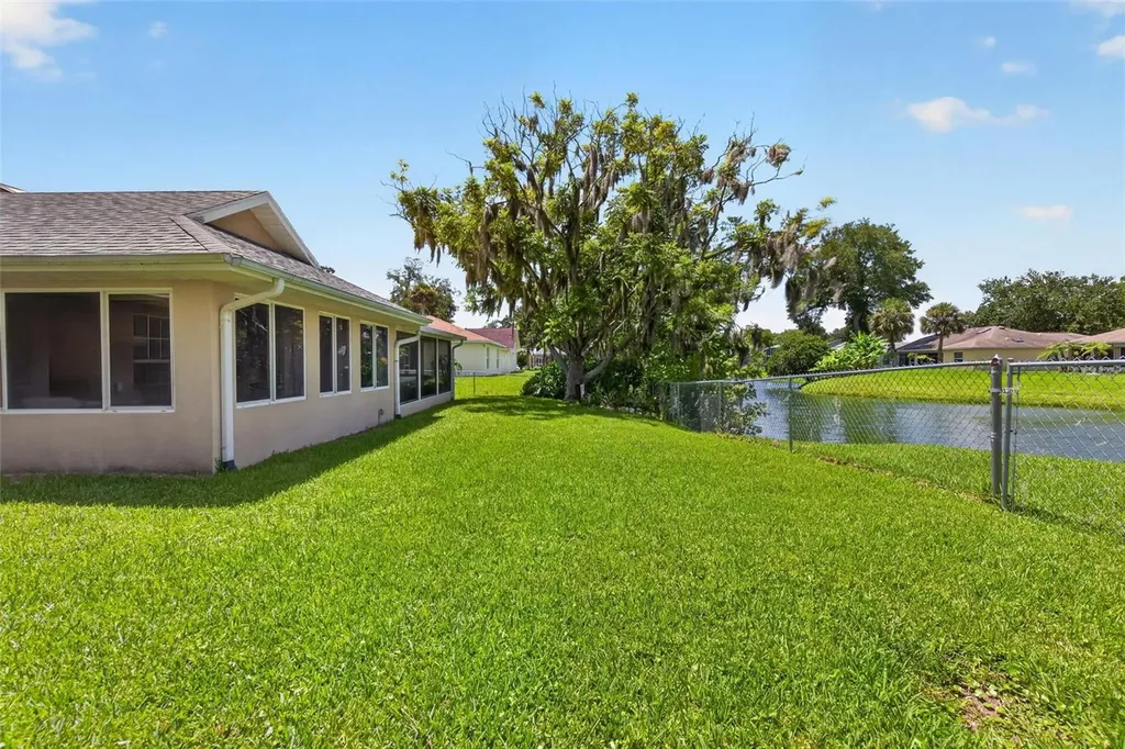 31 Old Sunbeam Drive South Daytona FL 32119