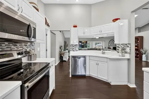31 Old Sunbeam Drive South Daytona FL 32119