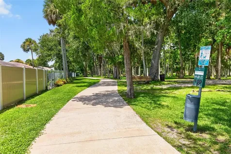 31 Old Sunbeam Drive South Daytona FL 32119