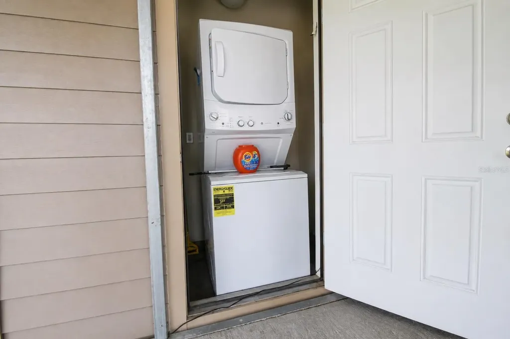 5811 11th Street Zephyrhills FL 33542