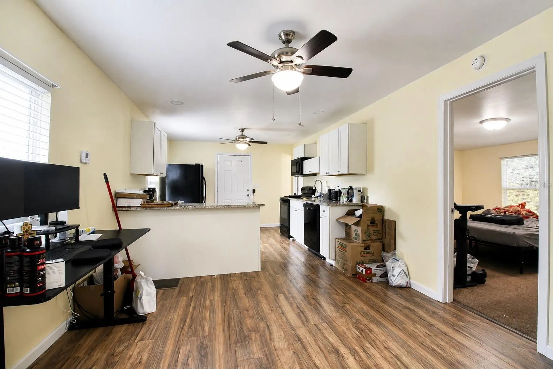 5811 11th Street Zephyrhills FL 33542