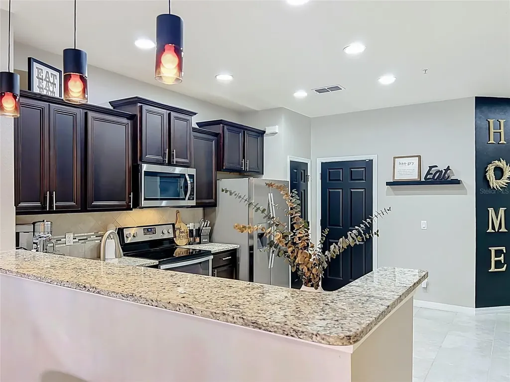 1084 Pavia Drive Apopka FL 32703