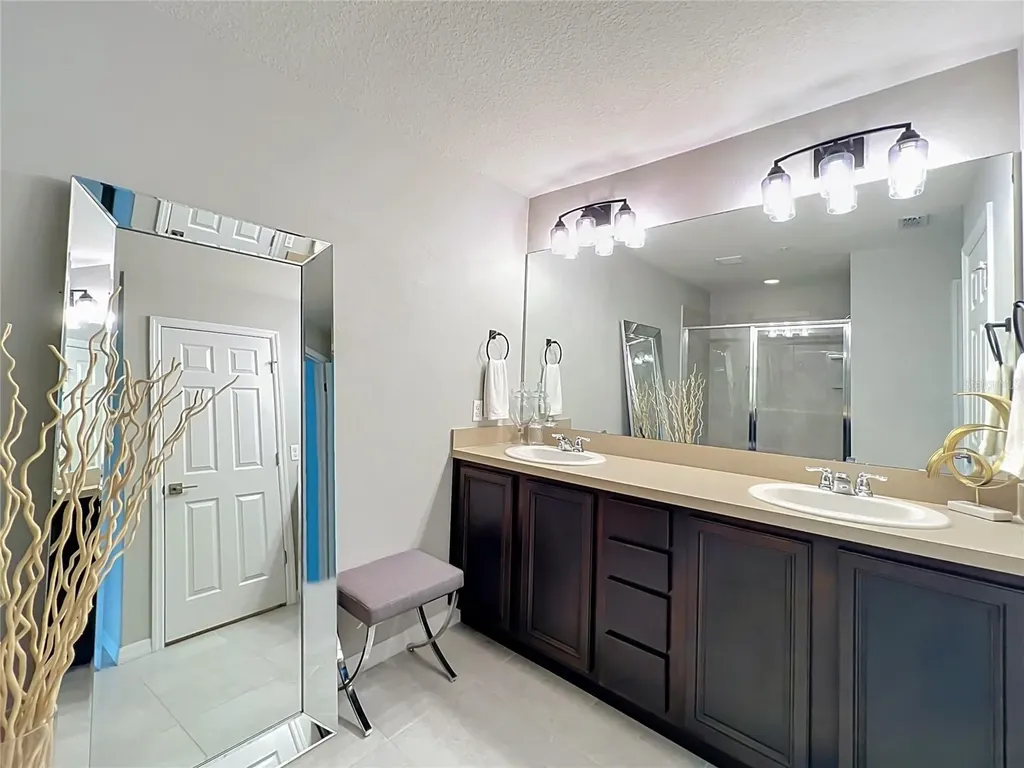 1084 Pavia Drive Apopka FL 32703