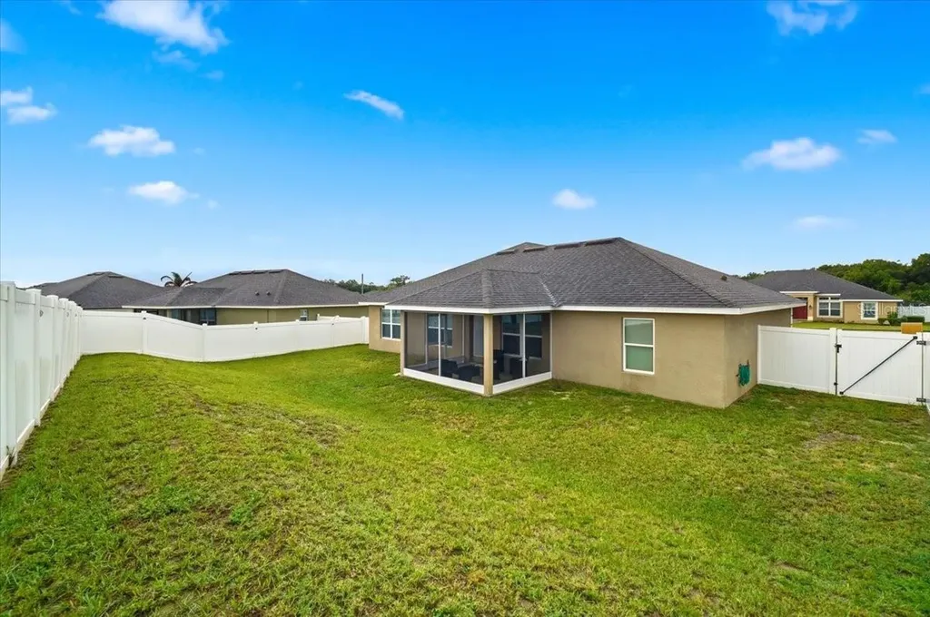 1593 Lemon Avenue Winter Haven FL 33881