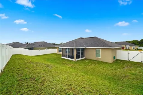 1593 Lemon Avenue Winter Haven FL 33881