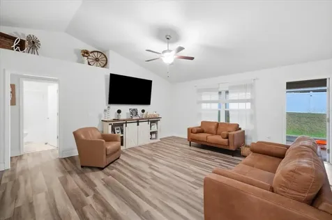 1593 Lemon Avenue Winter Haven FL 33881