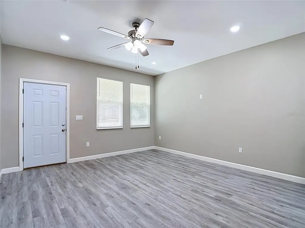 509 E Lake Avenue Tampa FL 33603