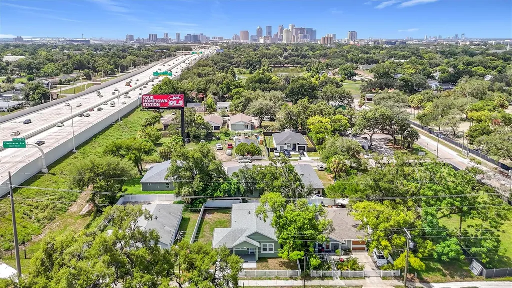 509 E Lake Avenue Tampa FL 33603