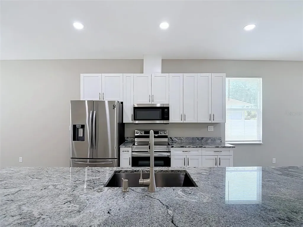 509 E Lake Avenue Tampa FL 33603