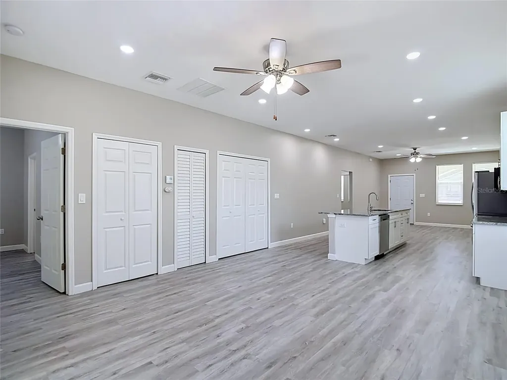 509 E Lake Avenue Tampa FL 33603