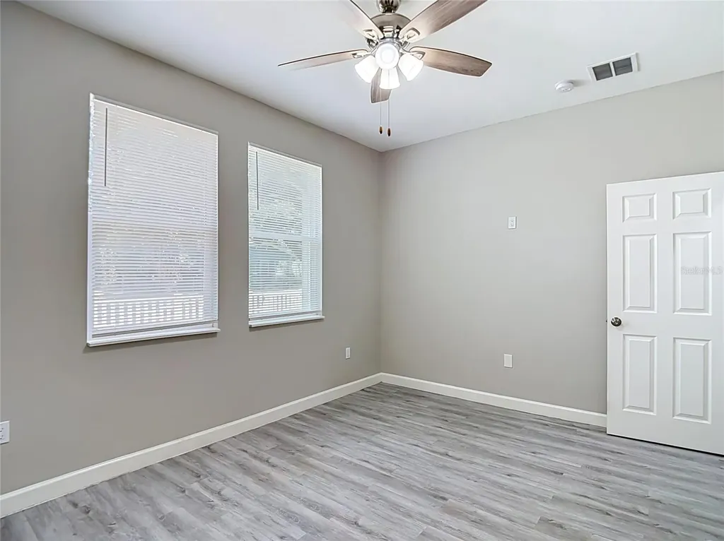 509 E Lake Avenue Tampa FL 33603