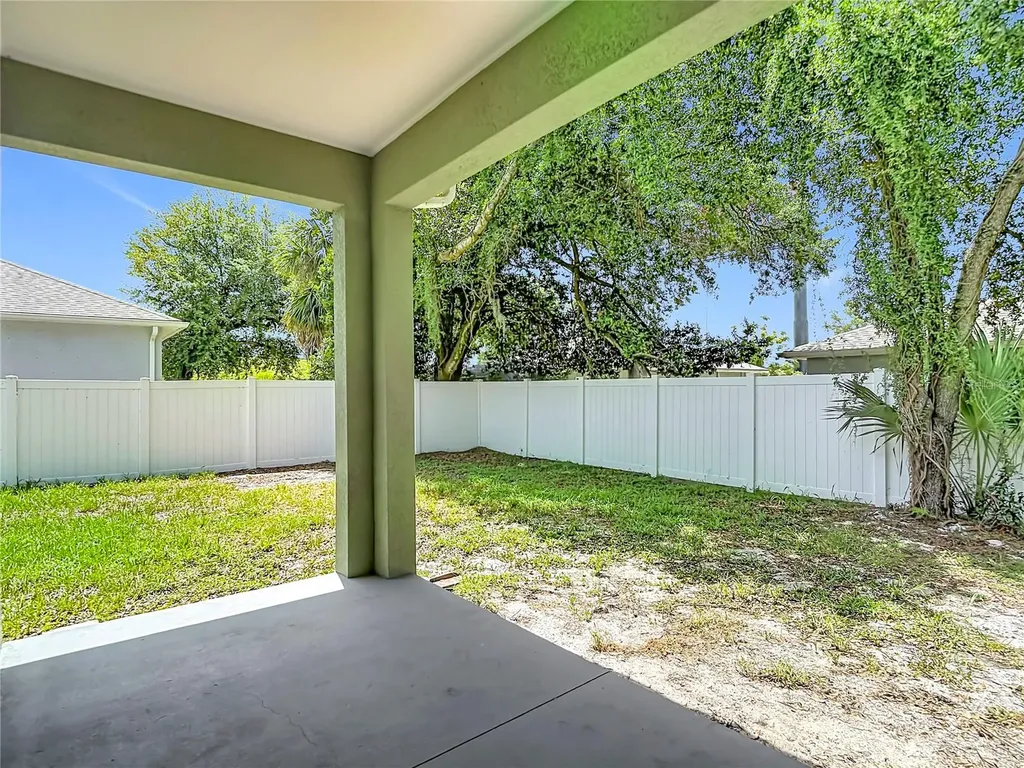 509 E Lake Avenue Tampa FL 33603