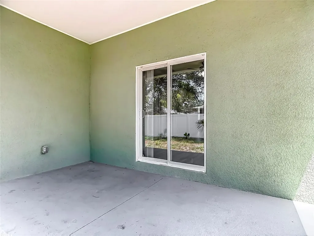 509 E Lake Avenue Tampa FL 33603